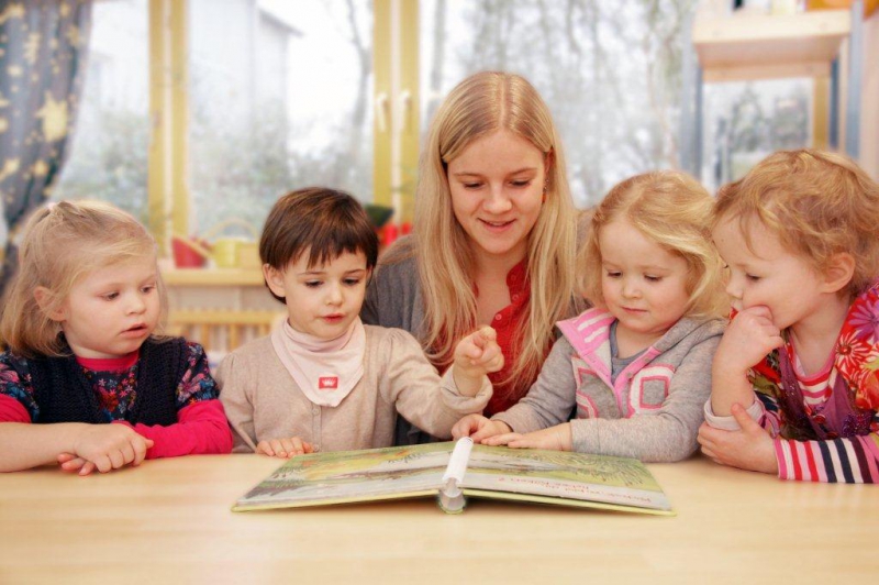 Erzieher/in (m/w/d) für unsere Kinderkrippe Erzieher/in (m/w/d) für unsere Kinderkrippe